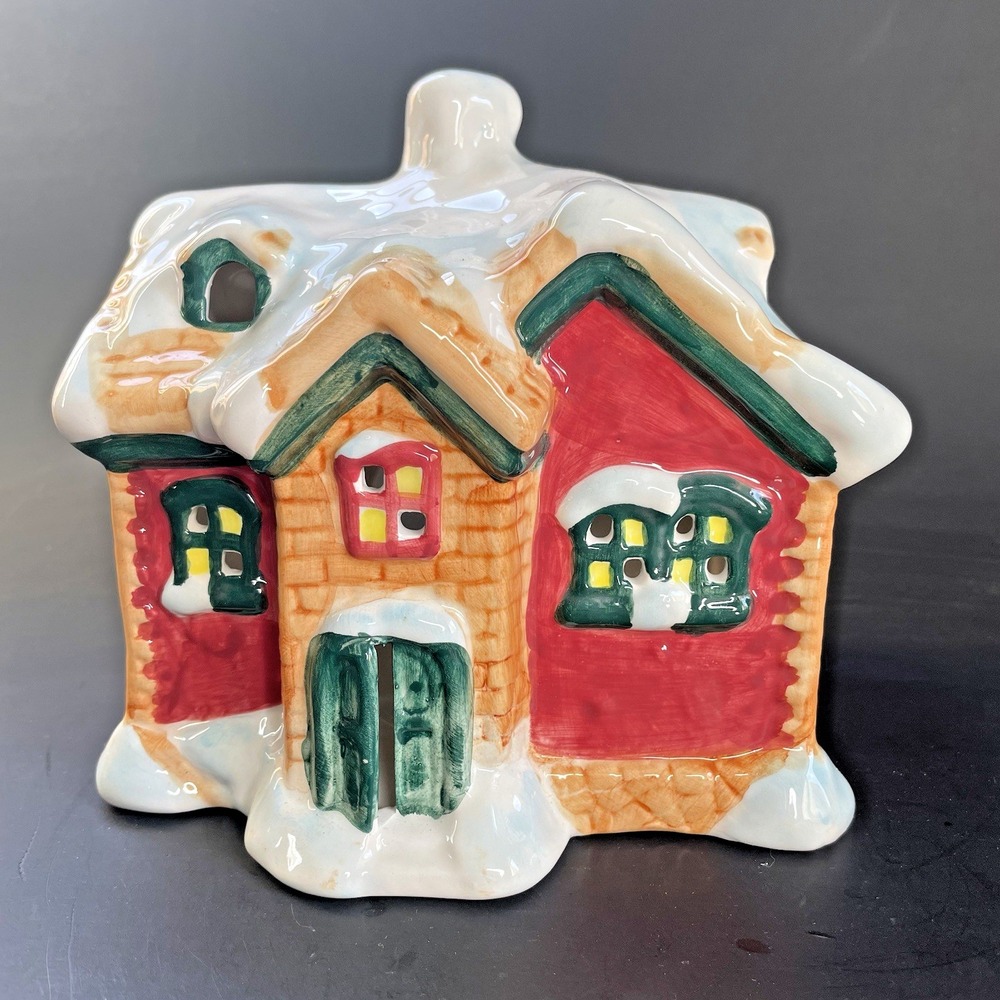 VINTAGE CHRISTMAS HOUSE COTTAGE TEA LIGHT CANDLE VOTIVE HOLDER SANTA COTTAGE